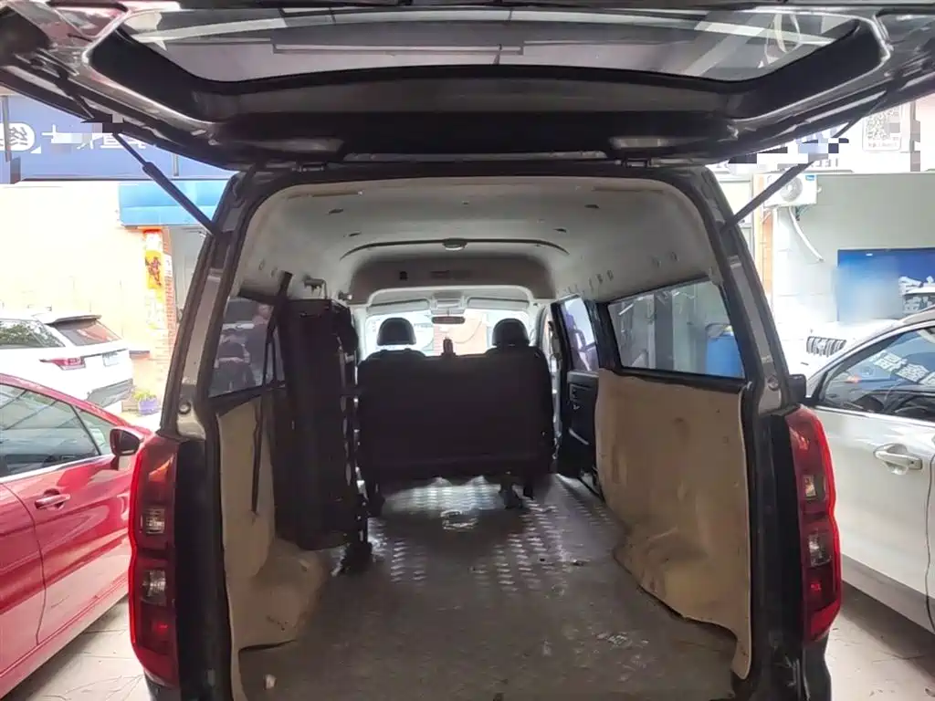 Jinbei Golden Sea Lion Classic 2022 2021 1.5L Travel Lion Passenger Van 6-seater