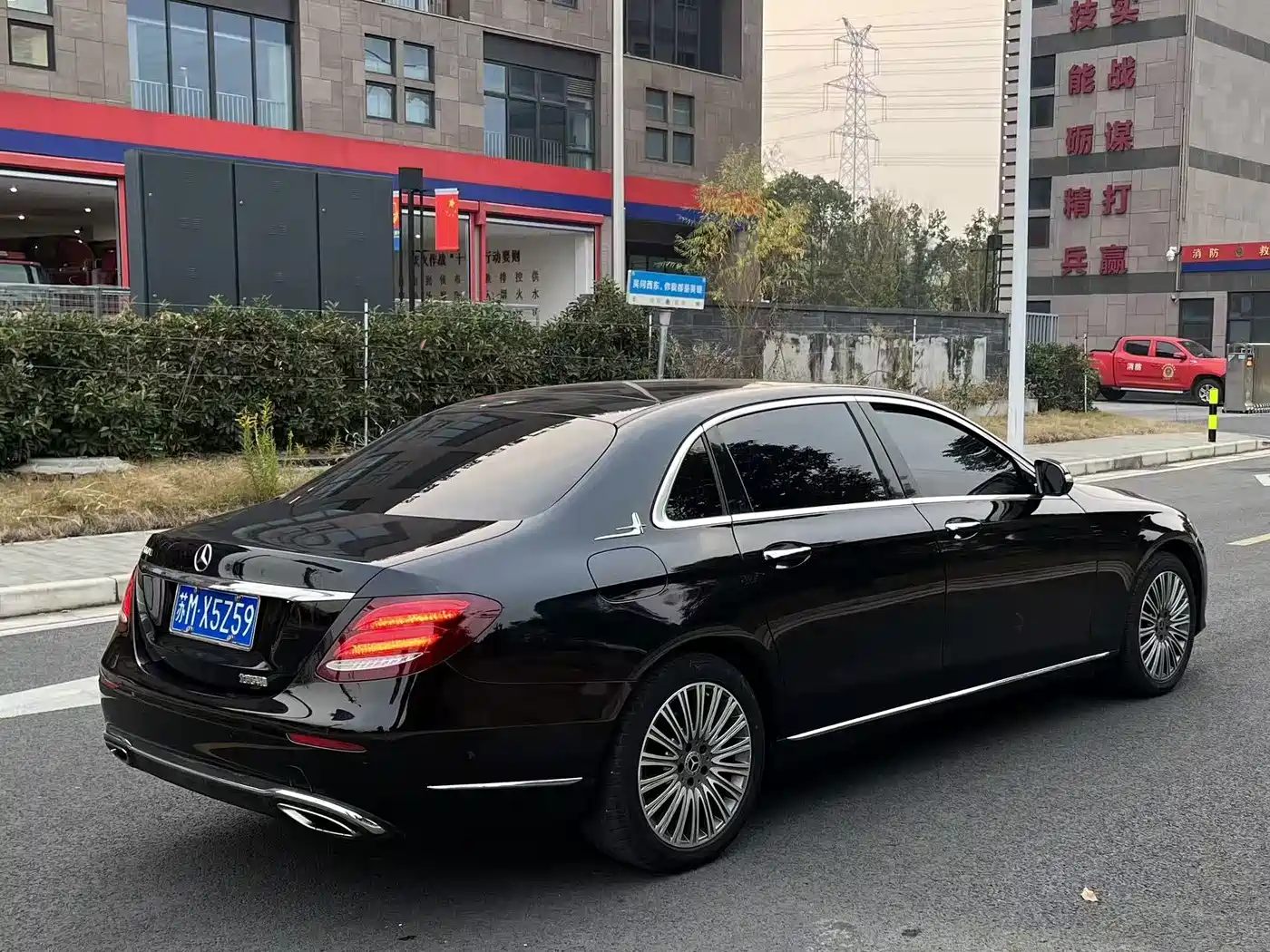 Mercedes-Benz E-Class 2020 E 300 L Luxury Model фото 8