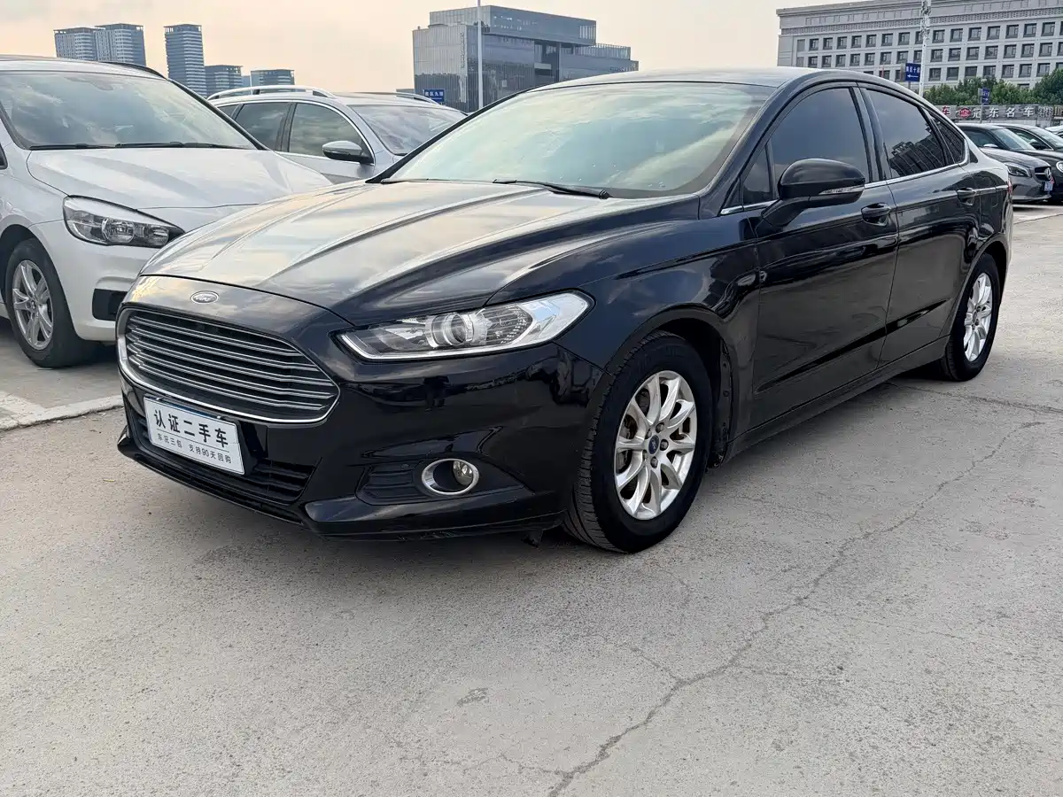 Фото 1 - Ford Mondeo
