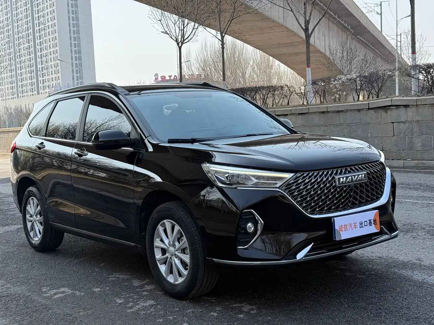 Haval M6 2023 PLUS 1.5T DCT Luxury Smart Connect фото 2