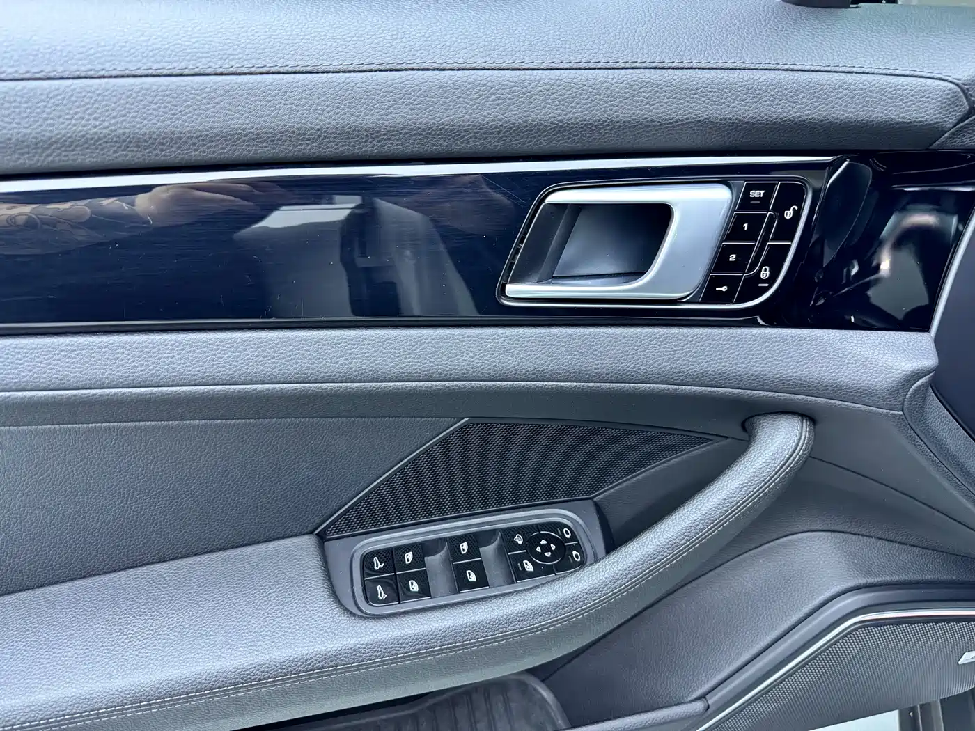 Porsche Panamera 2017 Panamera 3.0T фото 7