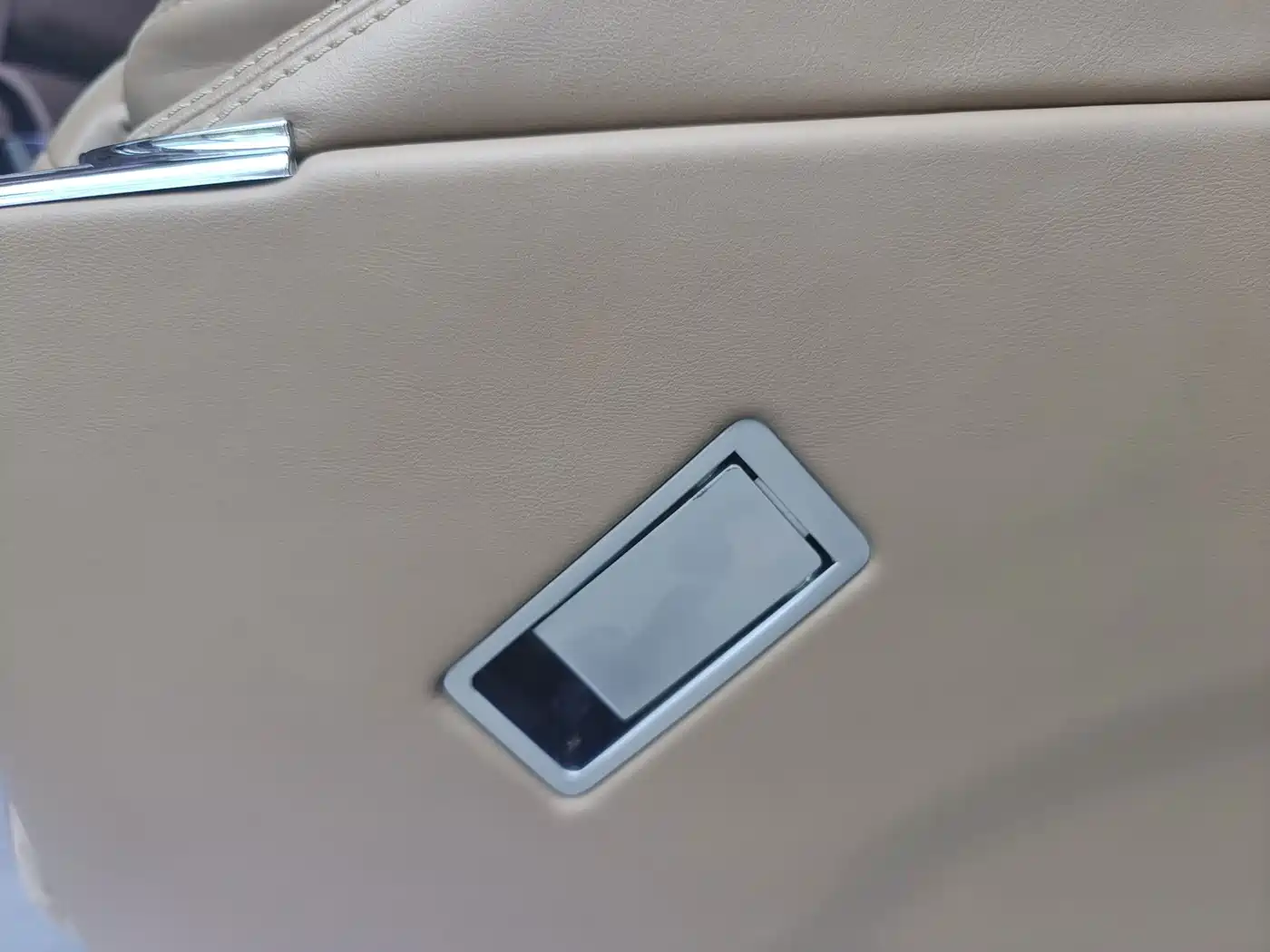 Photo 15 - Buick GL8