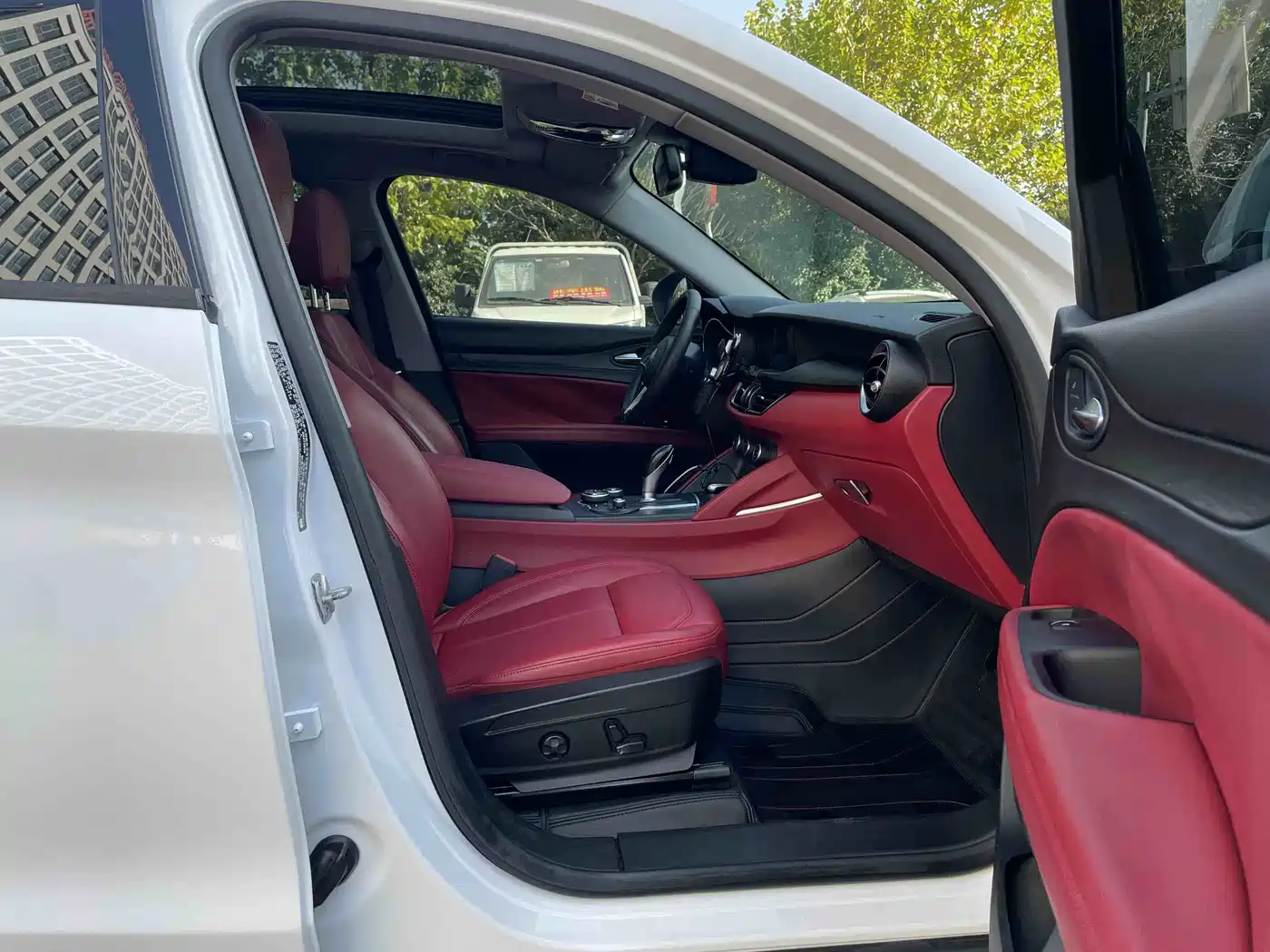 Alfa Romeo Stelvio 2019 2017 2.0T 200HP Elite