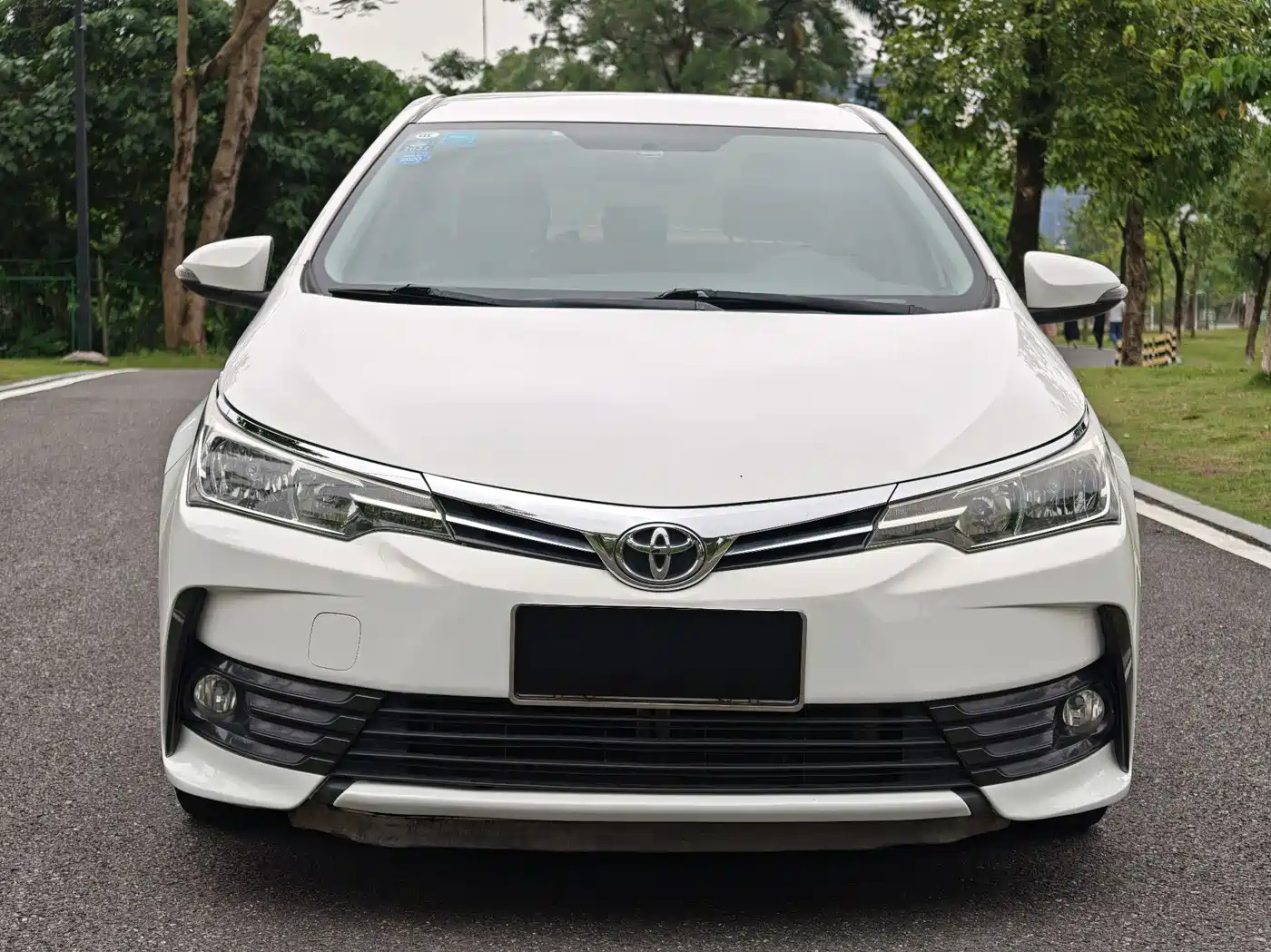 Toyota Corolla 2017 Facelift 1.2T S-CVT GL фото 3