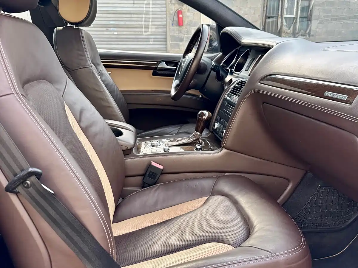Audi Q7 2011 3.0 TFSI Exclusive (200kW) фото 10