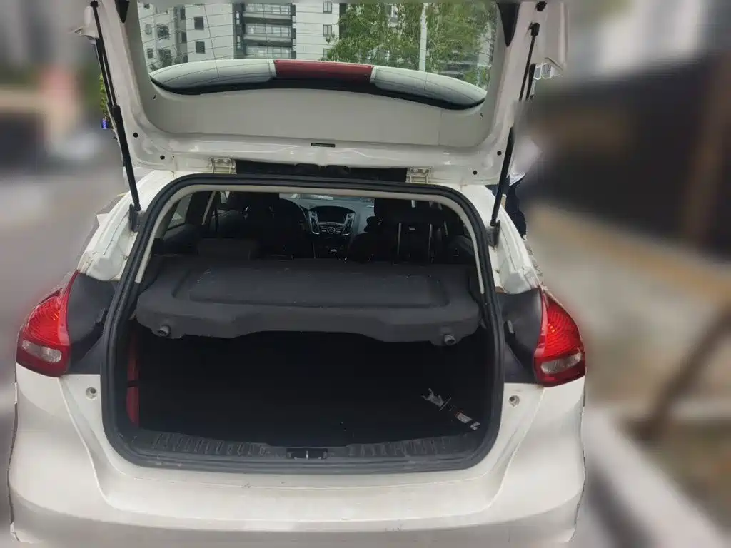 Photo 15 - Ford Focus