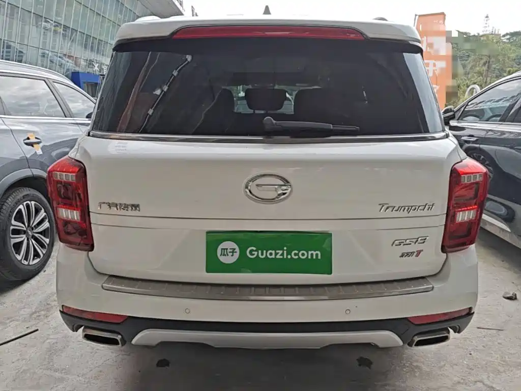 GAC Trumpchi Trumpchi GS8 2017 2017 320T 2WD Luxury Smart Connect (7-seater)