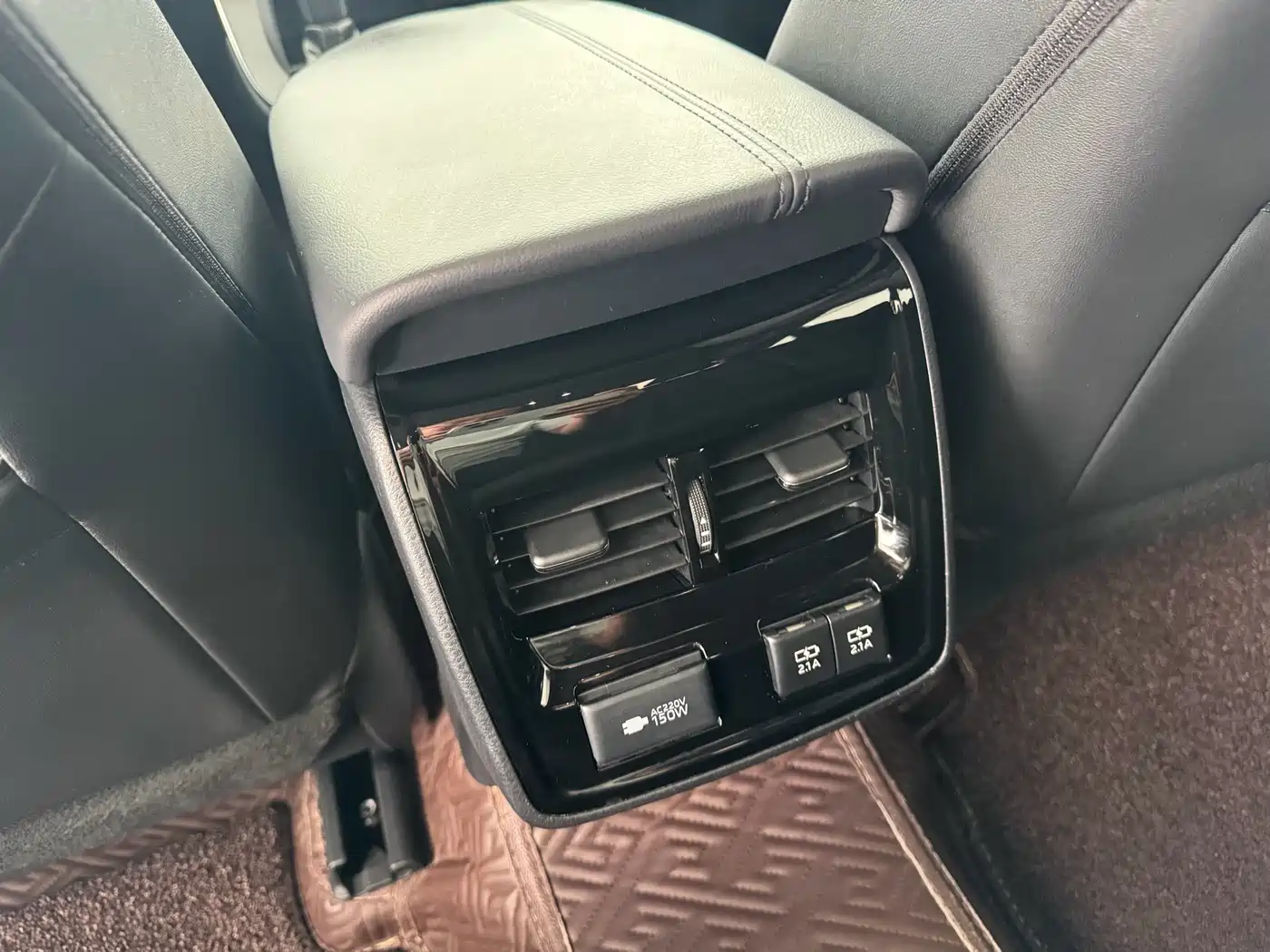 Toyota Avalon 2019 2.0L XLE Premium Edition (China VI) фото 15
