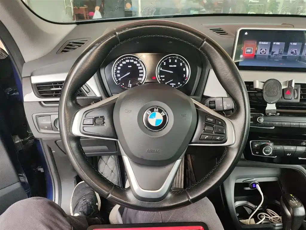 BMW X1 2019 sDrive18Li Fashion Model фото 11