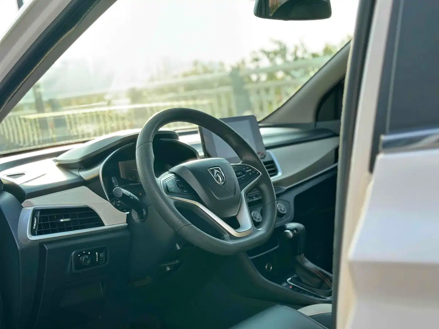 BAOJUN 360