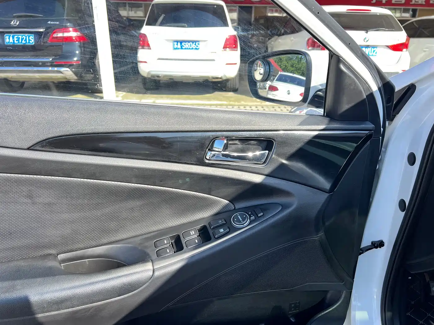 Hyundai Sonata 2015 2.4L LUX Ultimate фото 7