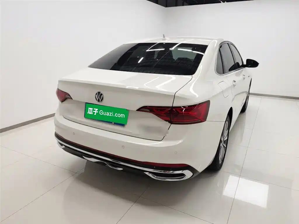 Volkswagen Sagitar 2023 300TSI DSG Surpassing Edition фото 5