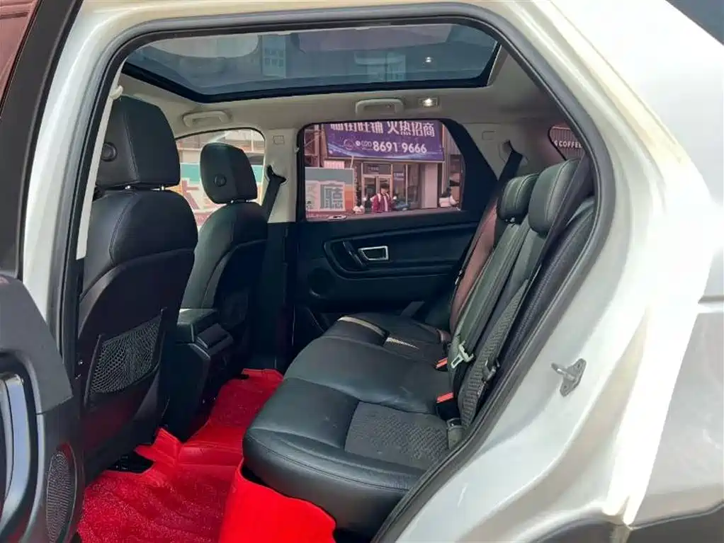 Land Rover Discovery Sport 2018 240PS PURE Edition фото 6