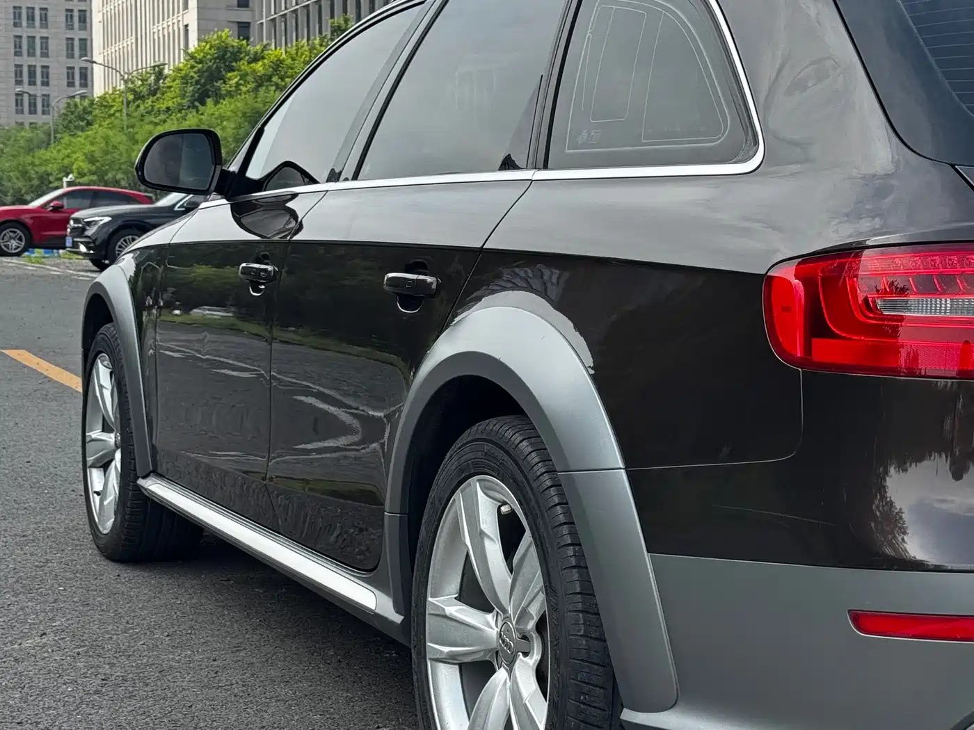 Audi A4 (Import) 2016 2014 40 TFSI allroad quattro plus