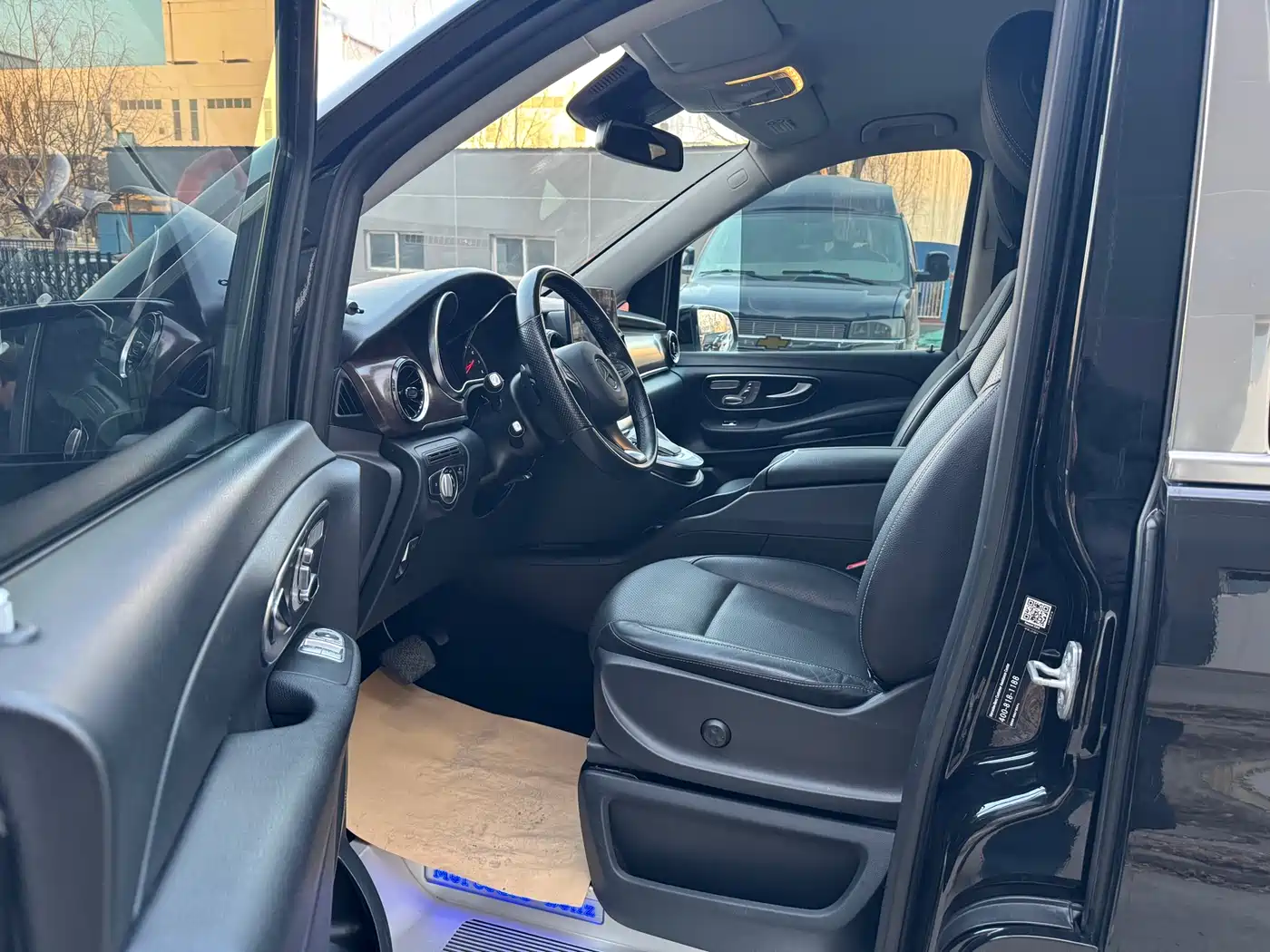 Mercedes-Benz V-Class 2021 V 260 Pilot Edition фото 15