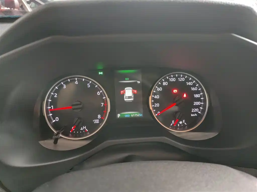 Toyota Wildlander 2022 2.0L CVT FWD Luxury PLUS Edition фото 12