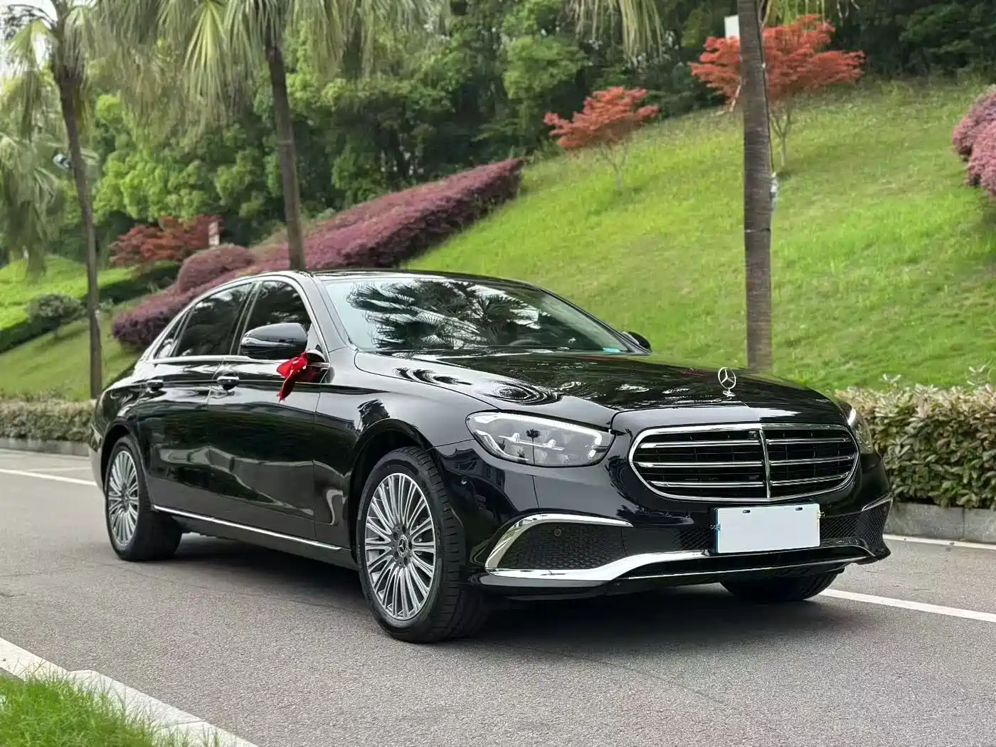 Mercedes-Benz E-Class 2022 E 260 L Sport фото 3