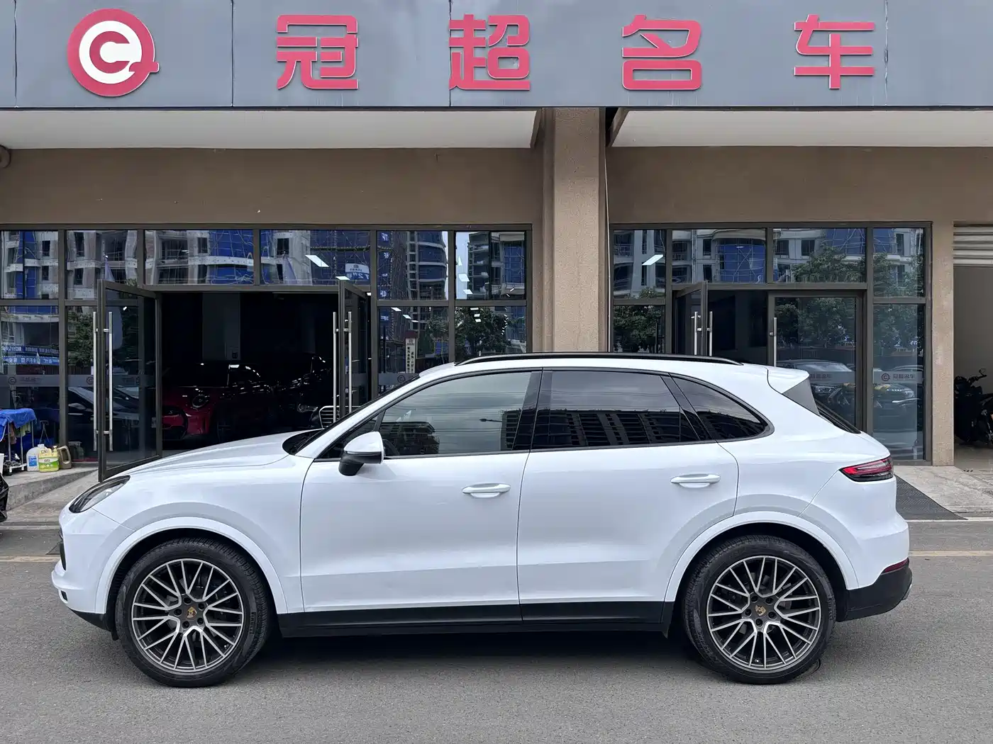 Porsche Cayenne 2019 Cayenne 3.0T фото 8