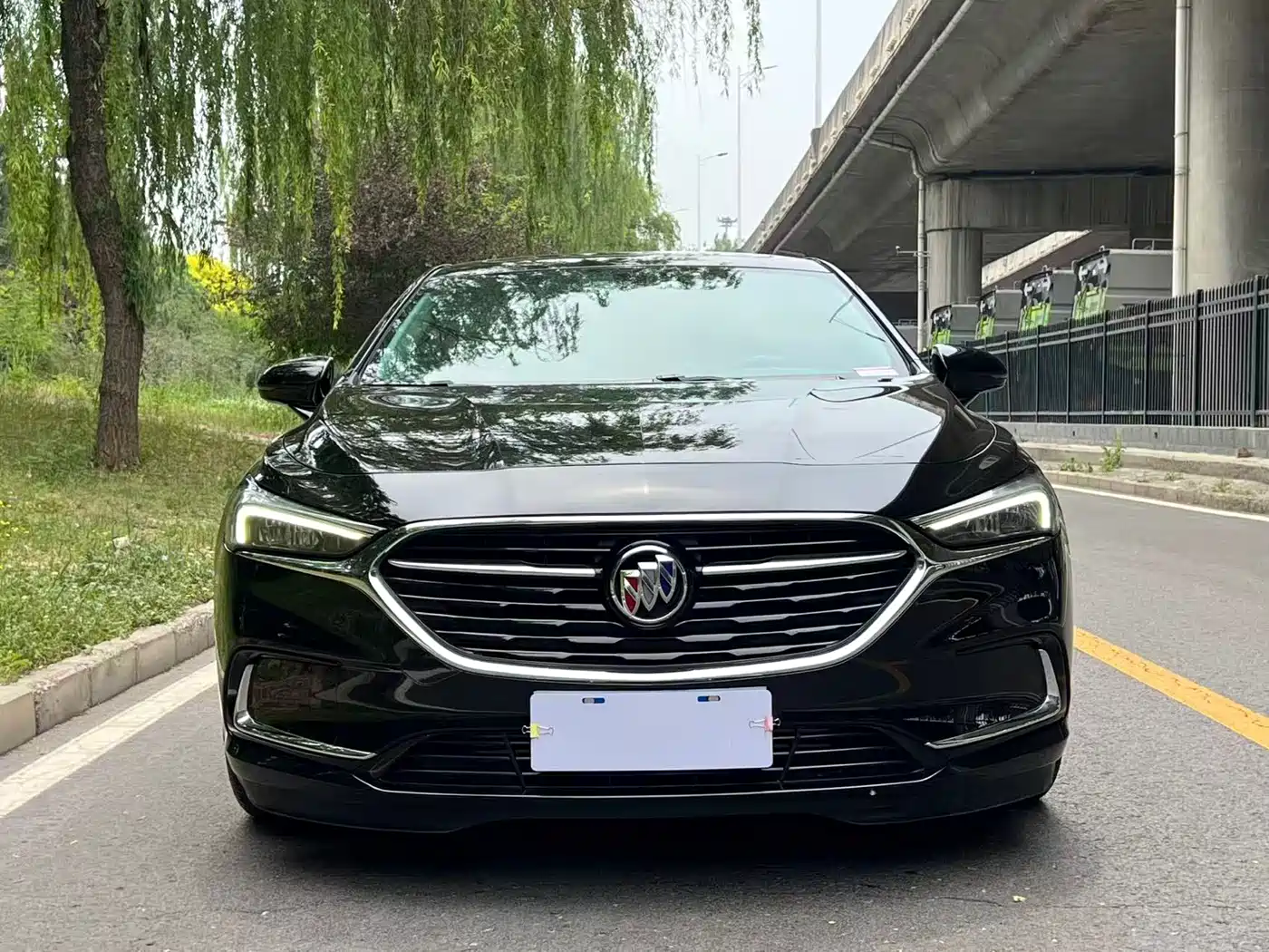 BUICK LACROSSE