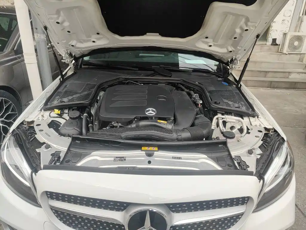 Фото 17 - Mercedes-Benz C-Class