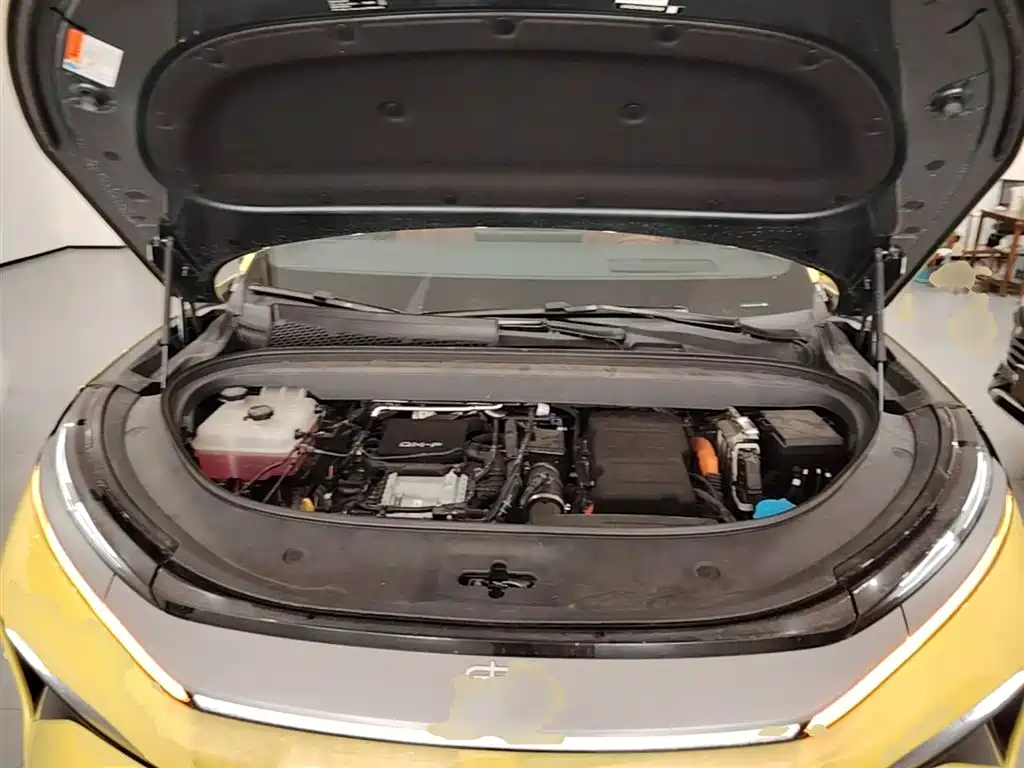 BYD Tang L 2025 DM 175KM Drone Player Edition фото 20