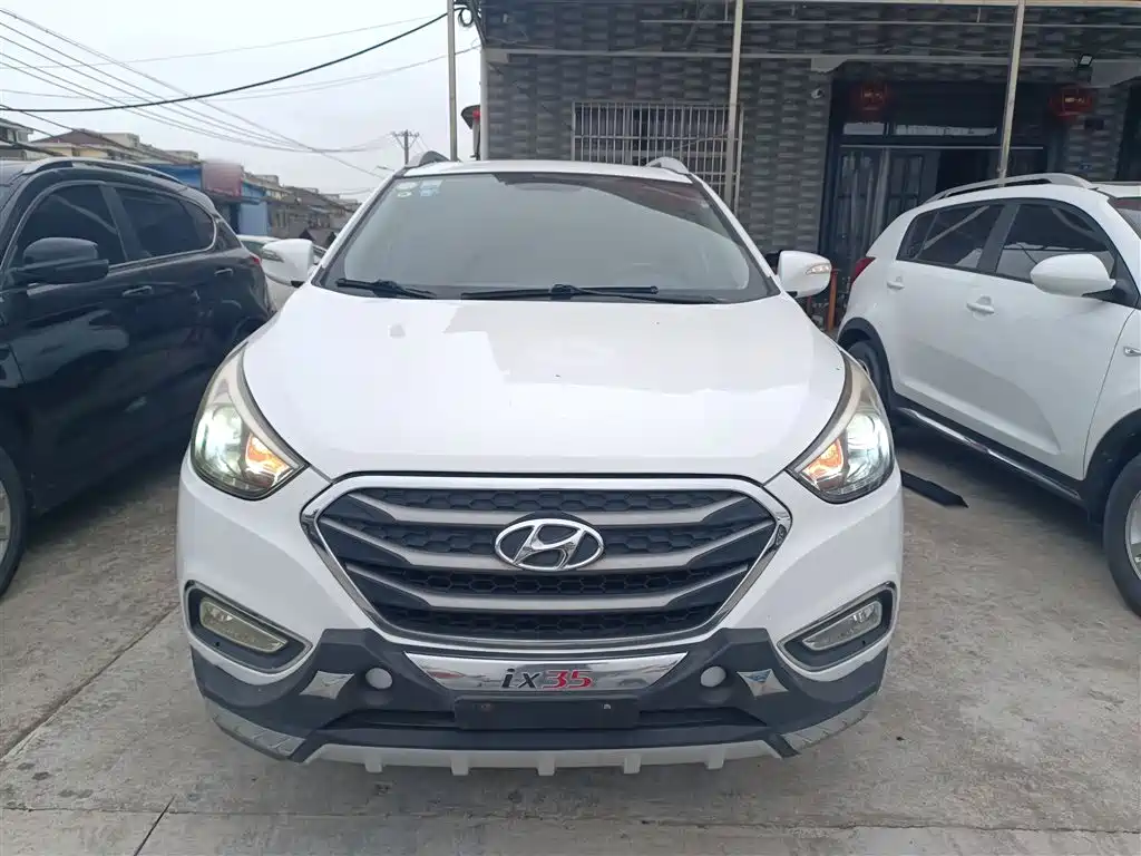 Hyundai Beijing Hyundai ix35 2015 2.0L Automatic 2WD Smart China V фото 3