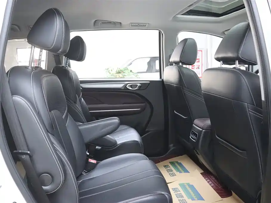 GAC Trumpchi Trumpchi M6 2023 PRO 270T DCT Luxury Edition фото 16