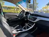 Фото 7 - Geely Vision