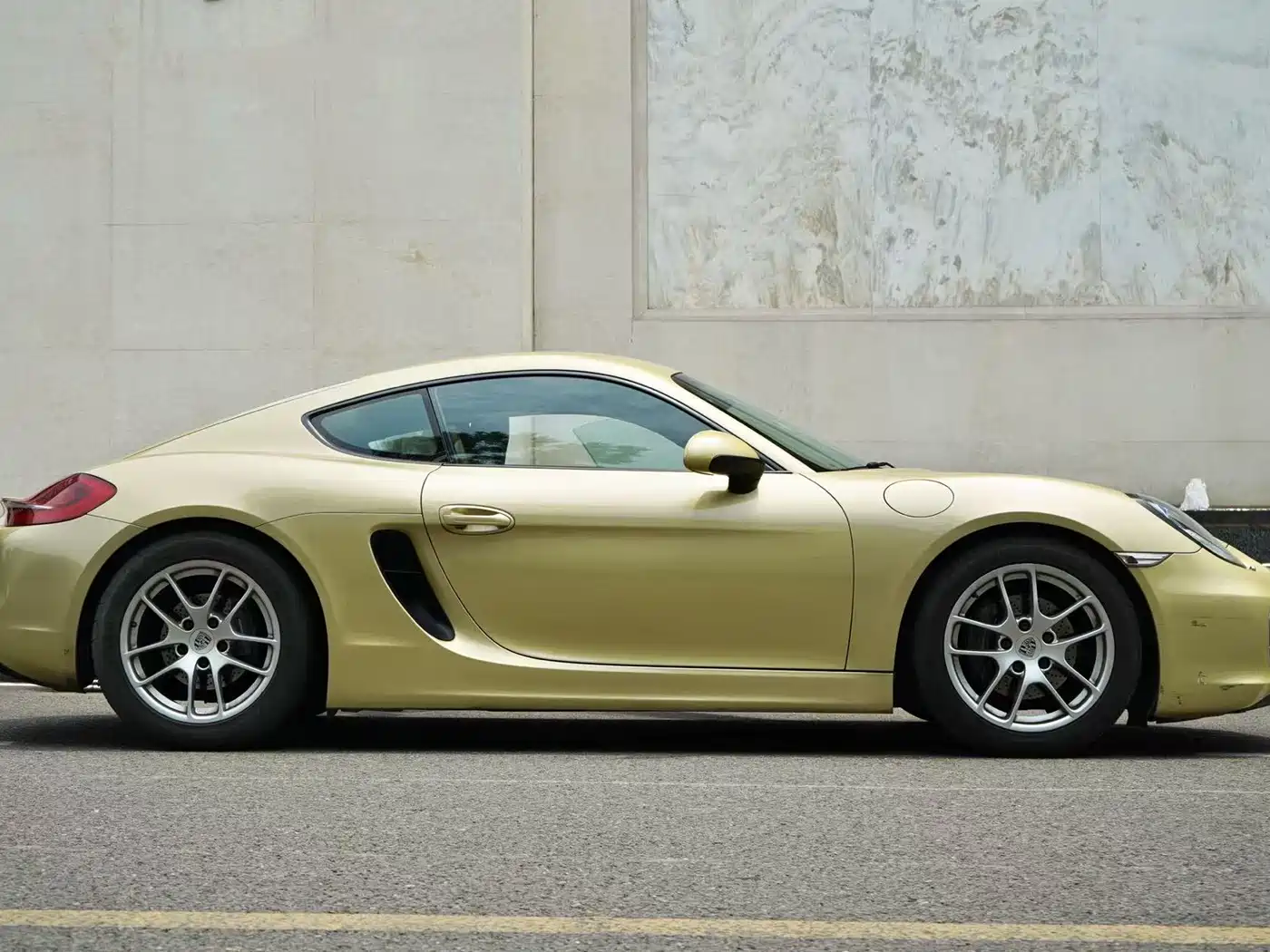 Porsche Cayman 2013 Cayman 2.7L фото 3