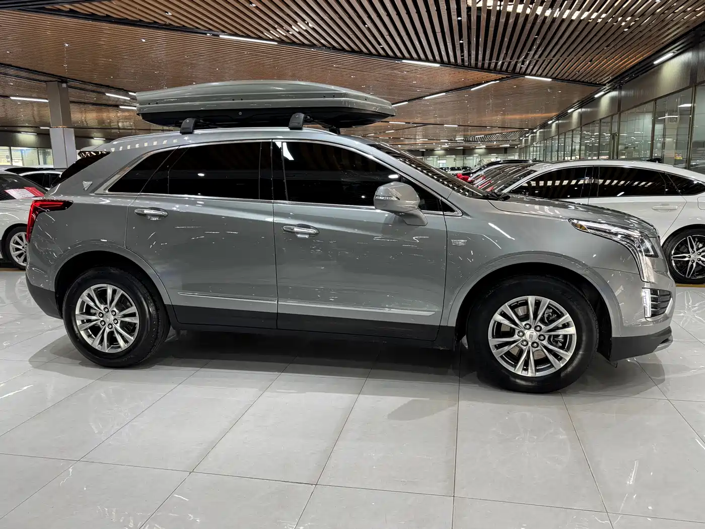 Cadillac XT5 2022 2.0T 2WD Luxury фото 38