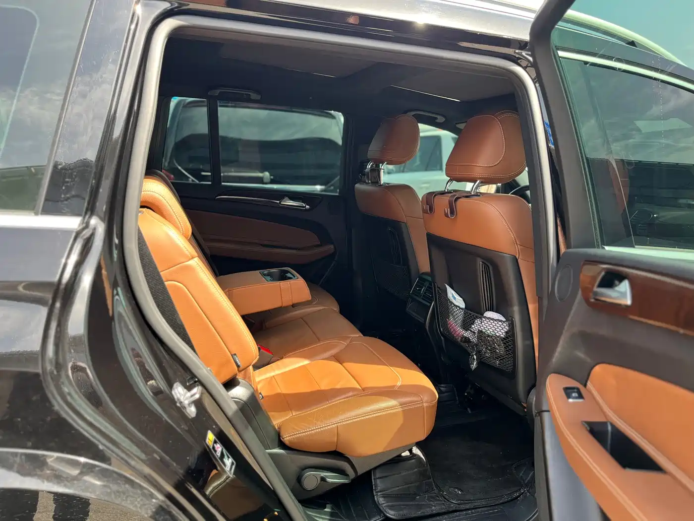Mercedes-Benz GLS 2018 Facelift GLS 400 4MATIC Luxury фото 26