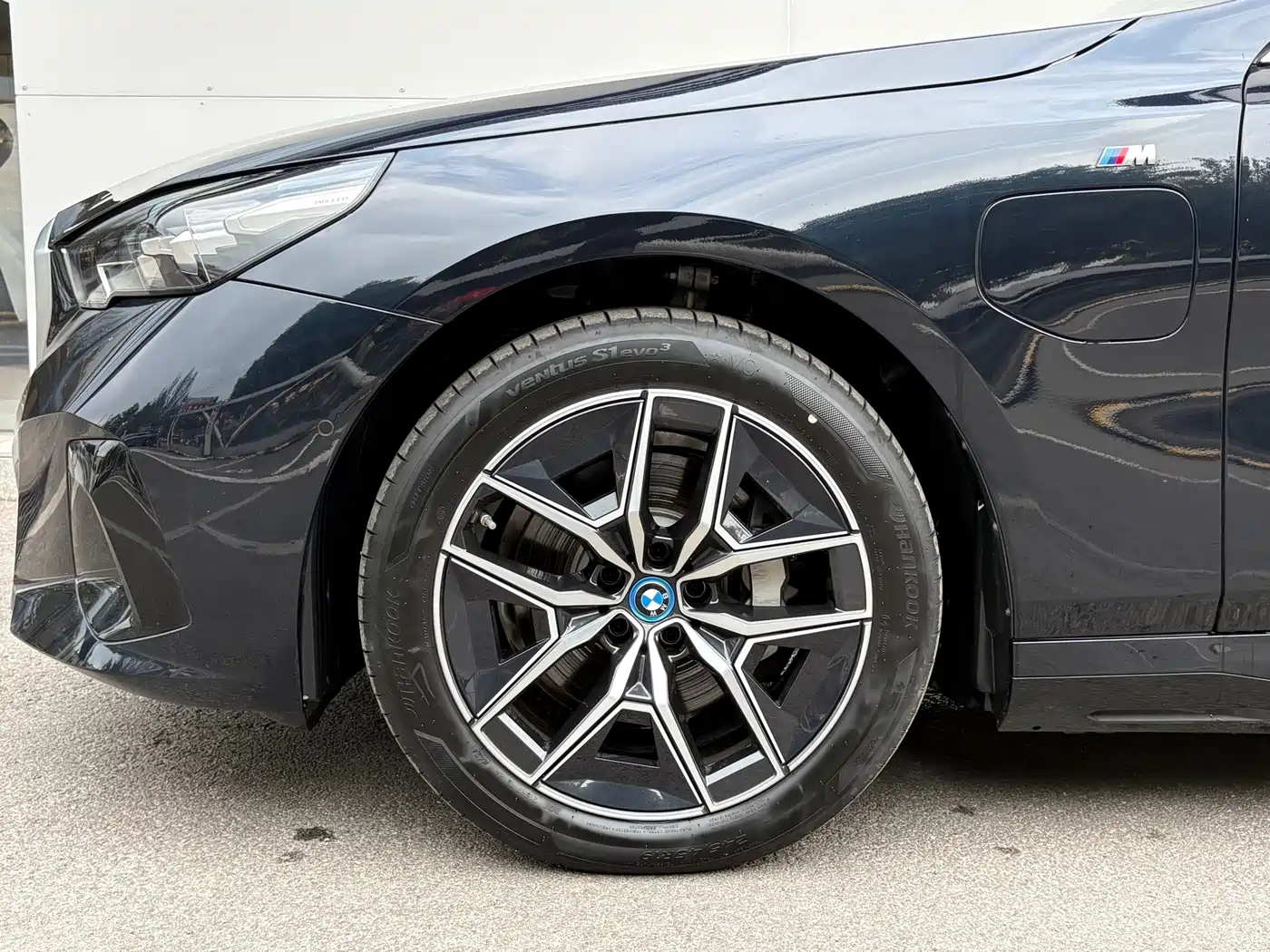 BMW i5 2025 2025 eDrive 40L M Sport Package