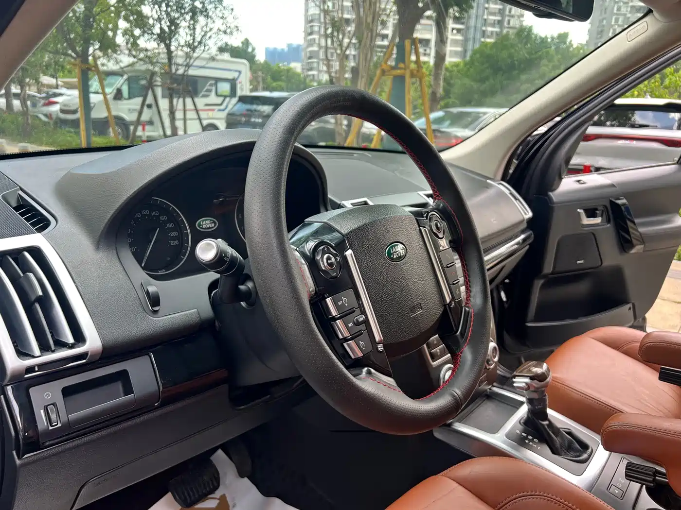 Land Rover Freelander 2 2014 2014 2.0T Si4 HSE Gasoline Edition