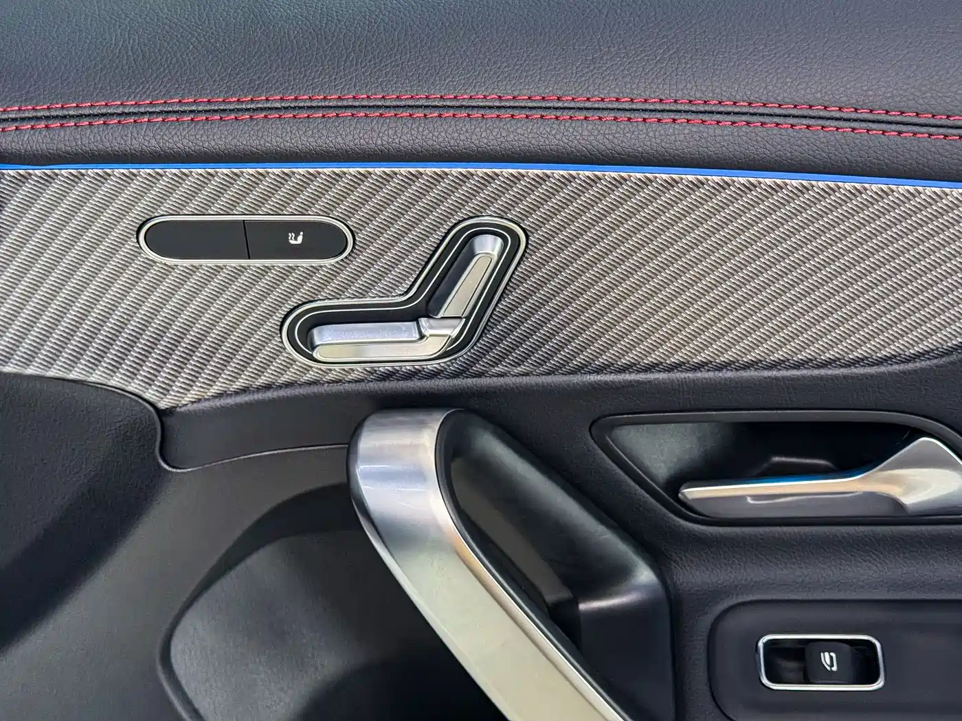 Mercedes-Benz A-Class 2025 Facelift A 200 L Fashion Edition фото 10