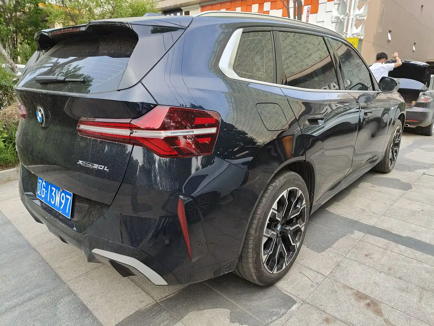 BMW X3 2025 xDrive30L Leading M Sport Package фото 4