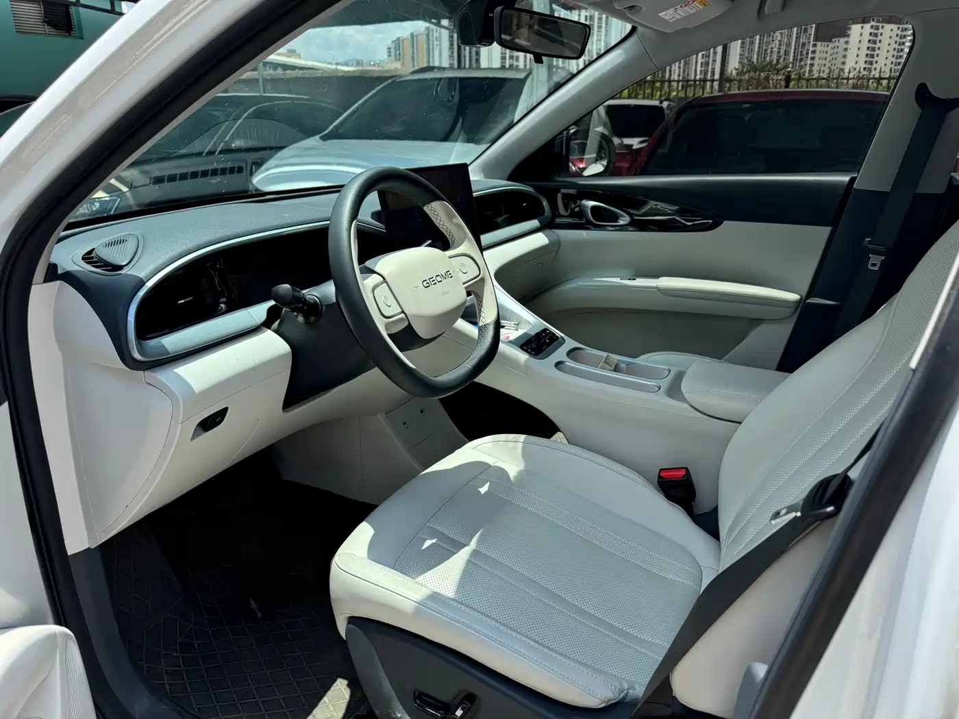 Geely Galaxy Starry Wish 2025 UP 410km Explorer+ Edition фото 14