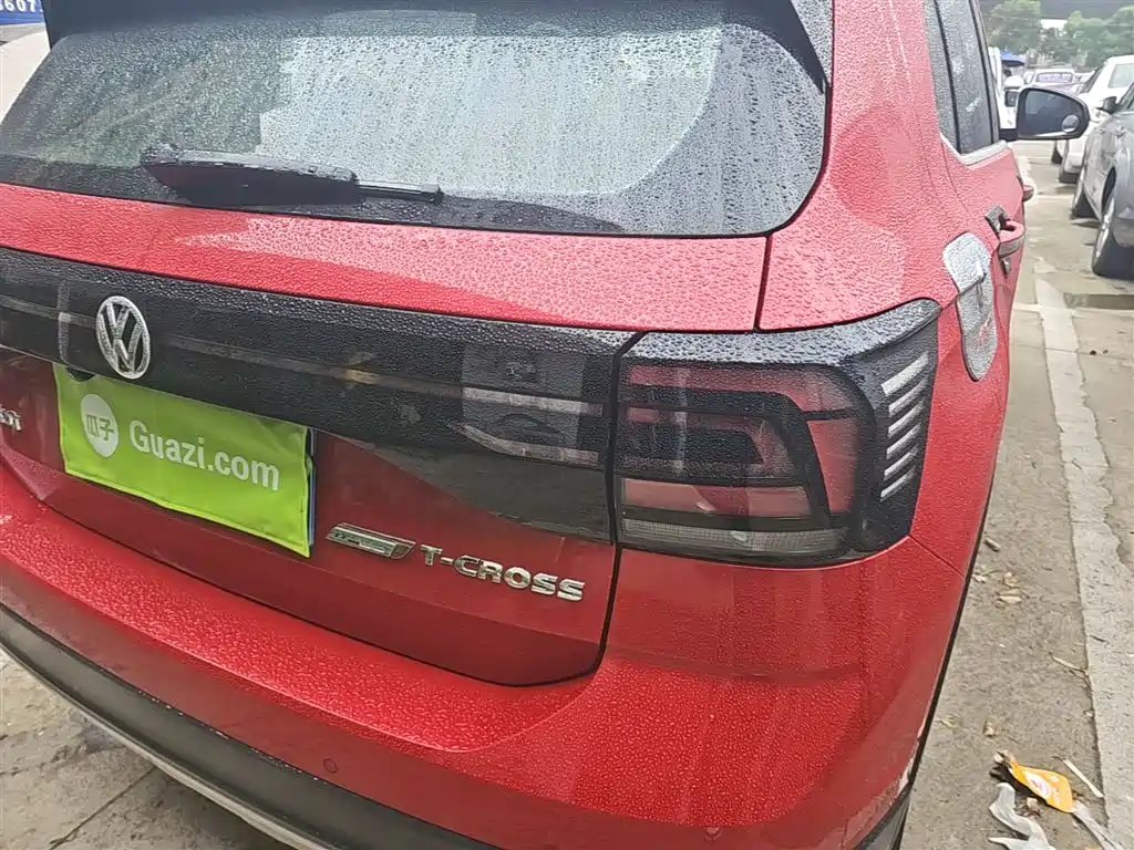 Volkswagen T-Cross 2019 1.5L Automatic Comfort Edition фото 8