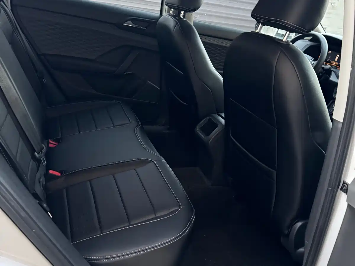 Volkswagen Tharu 2022 280TSI FWD Luxury Edition фото 15