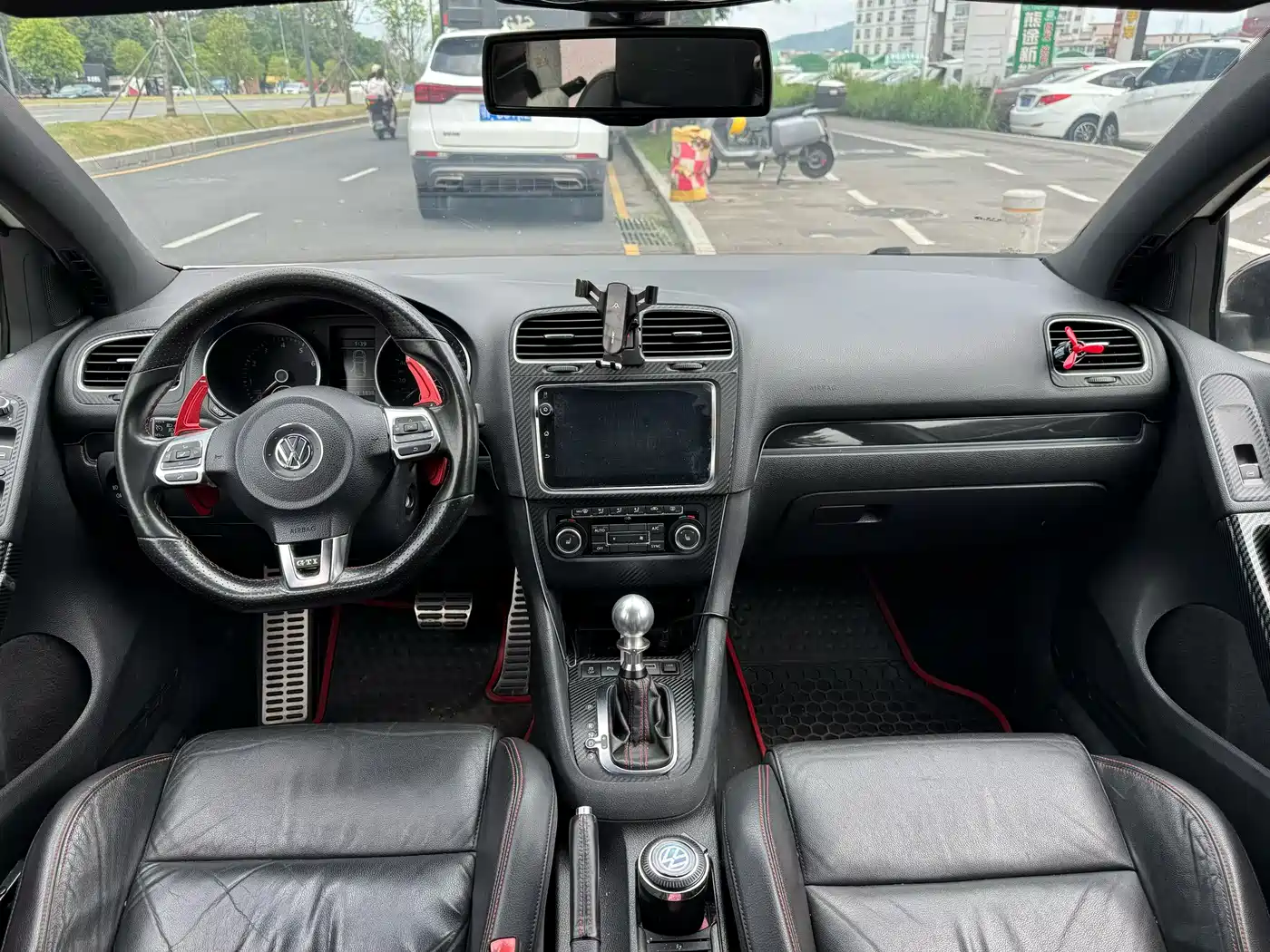Volkswagen Golf GTI 2012 2.0TSI GTI фото 8