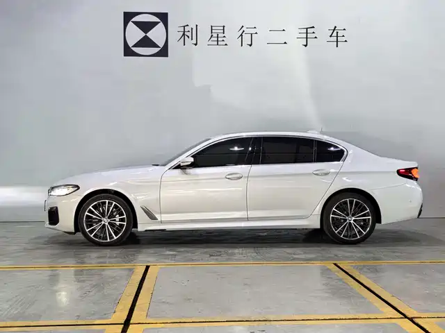 BMW 5 Series 2022 Facelift II 530Li Premium Package M Sport — фото 5