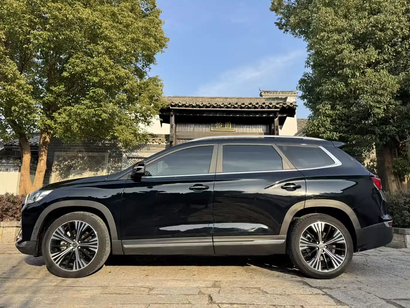 Jetour X90 2021 2021 1.6T DCT Shadow Royal Edition 5-Seater