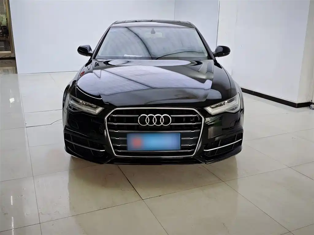 Audi A6L 2018 30th Anniversary 35 TFSI Fashion фото 3
