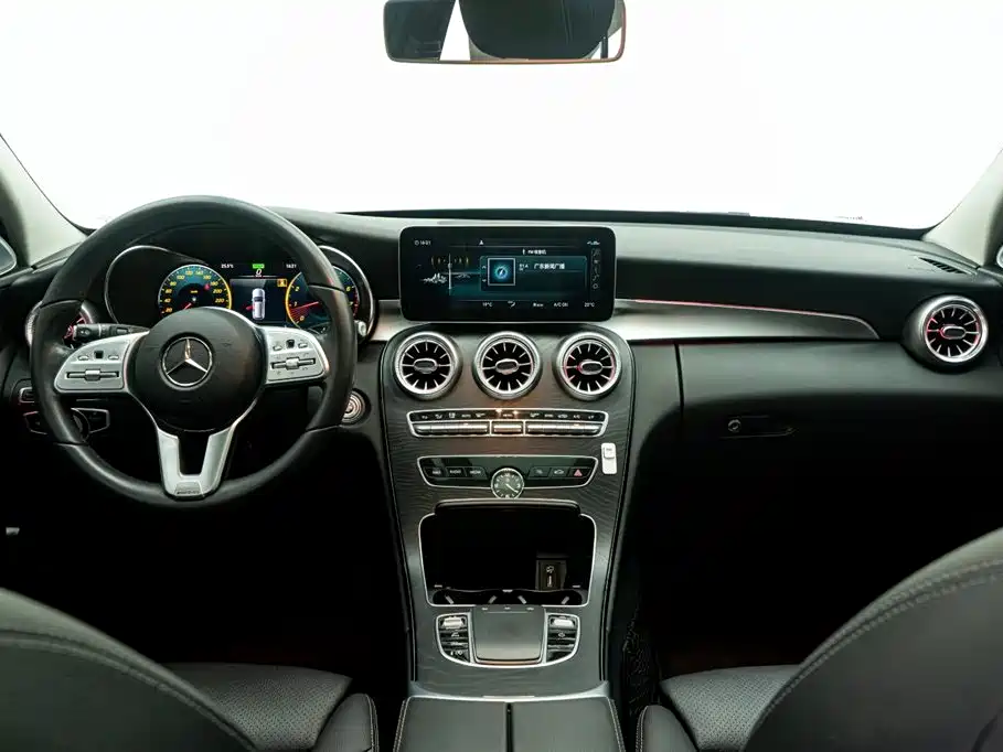 Mercedes-Benz C-Class (Import) 2020 Model C 260 Estate фото 28
