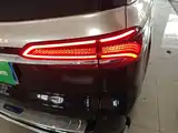 Фото 8 - Roewe iMAX8