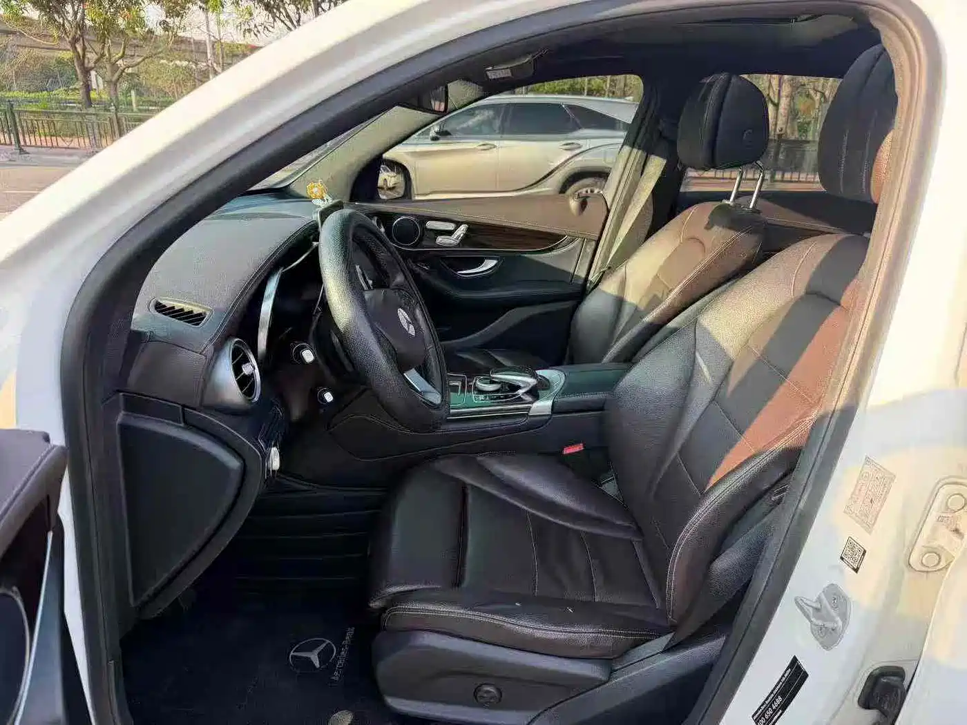 Mercedes-Benz GLC 2016 GLC 260 4MATIC Dynamic фото 6