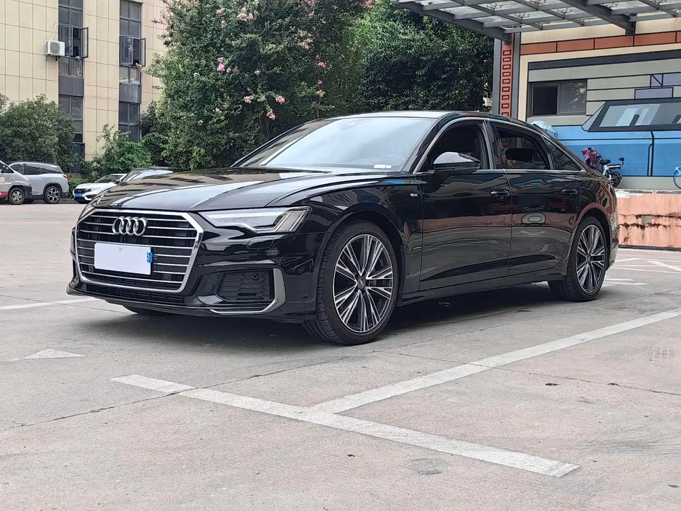 Audi A6L 2022 40 TFSI Luxury Dynamic