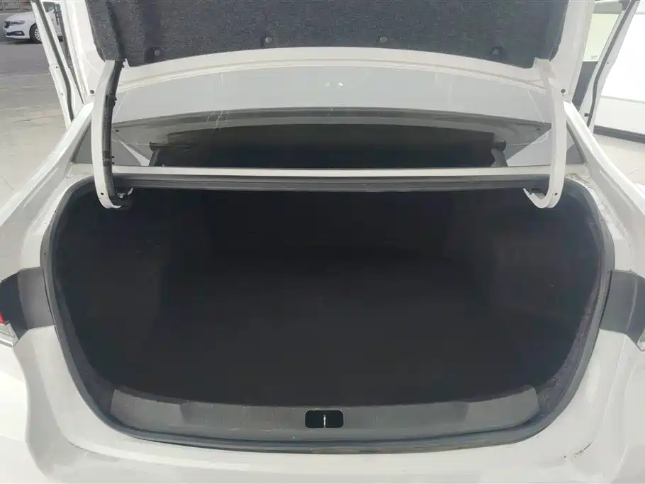 Buick Excelle 2021 1.3T Auto Mild Hybrid Elite фото 4
