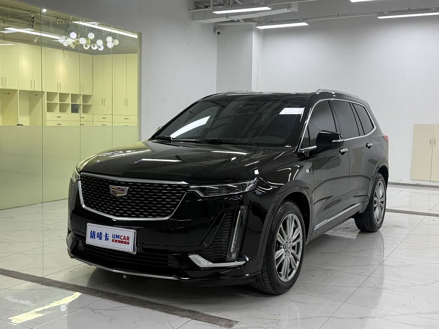 Cadillac XT6