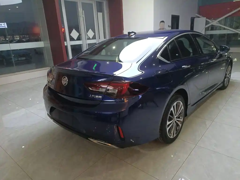Фото 5 - Buick Regal