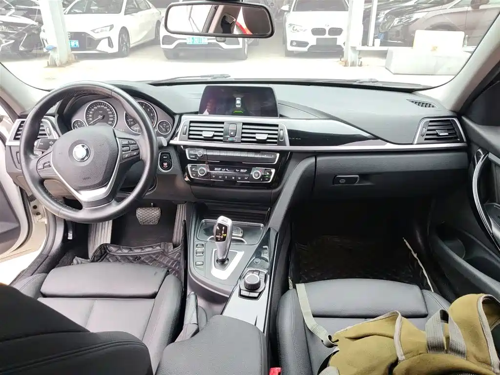 BMW 3 Series 2018 320Li Fashion Style фото 10